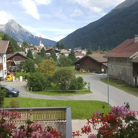 Guest house Haus Parseier *