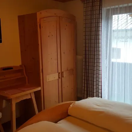 Haus Parseier Guest house *